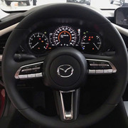 Kiểm tra xe Mazda có sẵn tại Kiên Giang: Xác nhận màu, đời xe và ngày giao